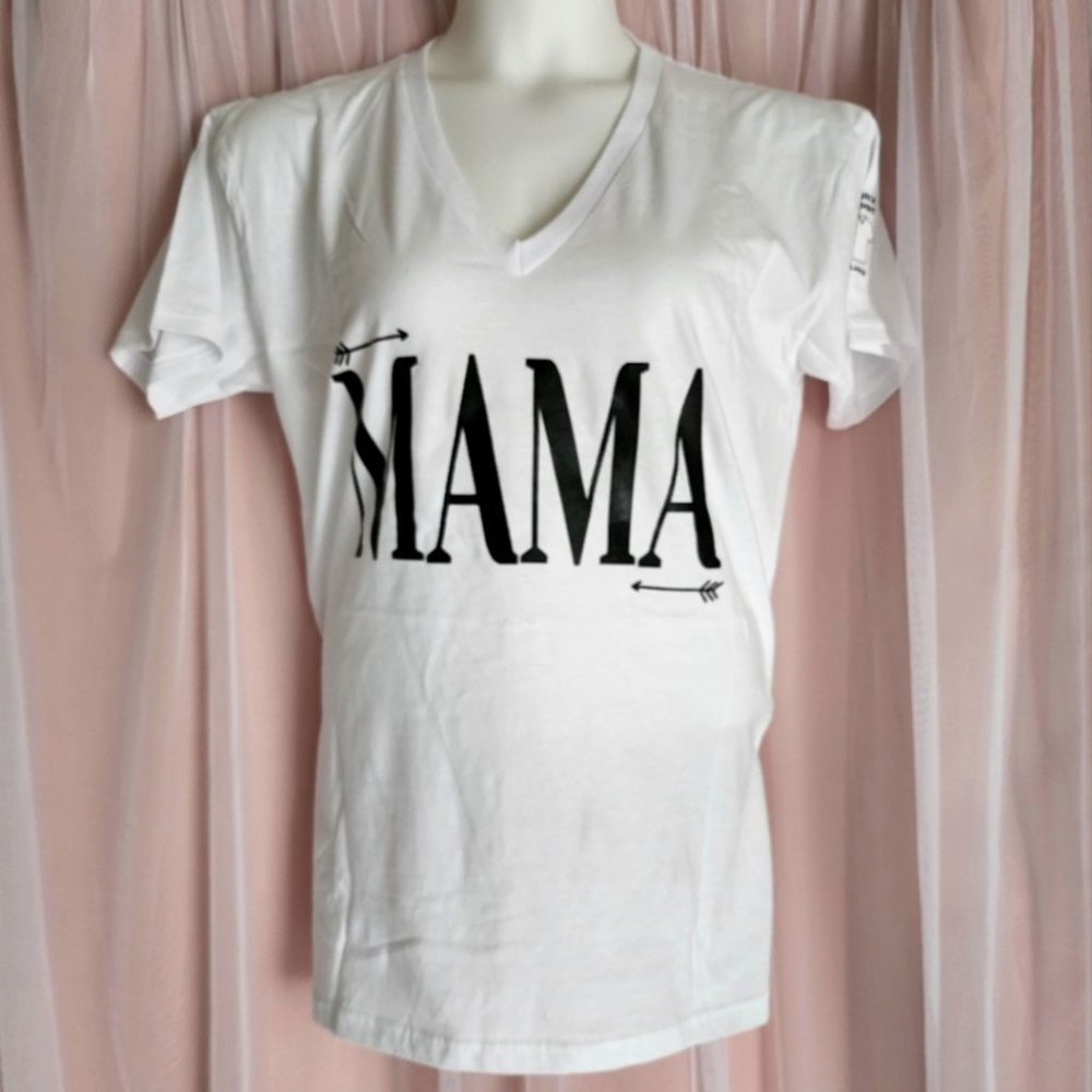 White mama v neck t shirt
